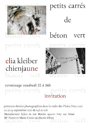 invitation : petis carrés de béton vert